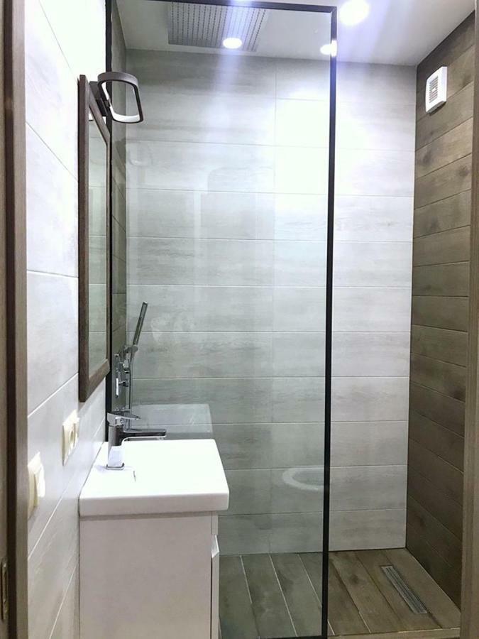 טביליסי Luxury 4-Bedroom Apartment In The Center מראה חיצוני תמונה