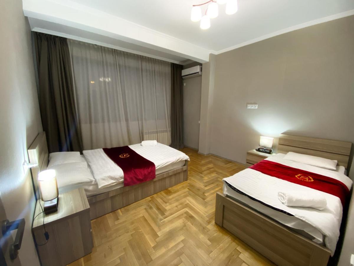 טביליסי Luxury 4-Bedroom Apartment In The Center מראה חיצוני תמונה