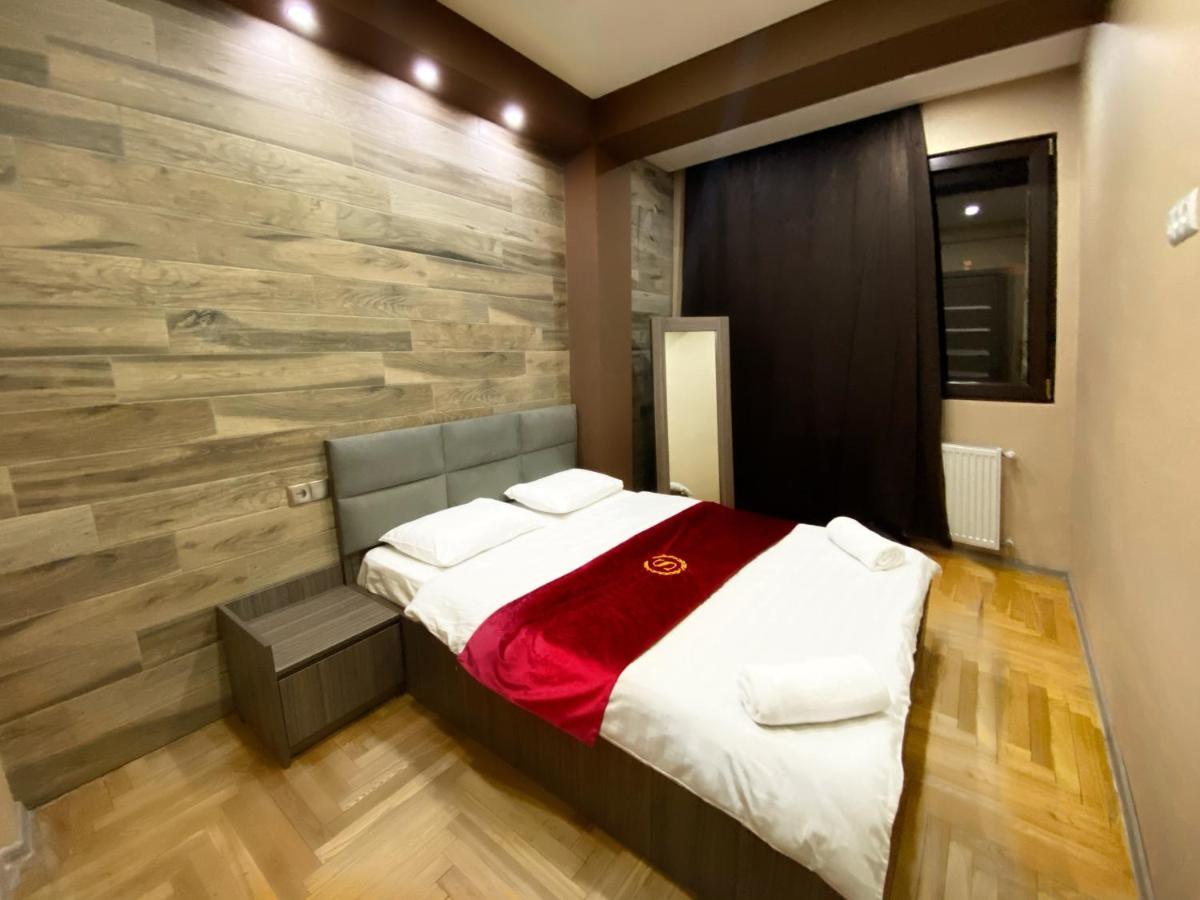 טביליסי Luxury 4-Bedroom Apartment In The Center מראה חיצוני תמונה